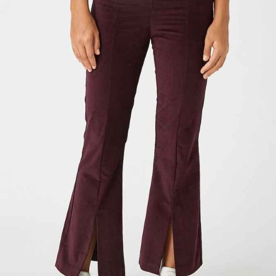 Talia înaltă revine: 20 de perechi de pantaloni pentru 2024 