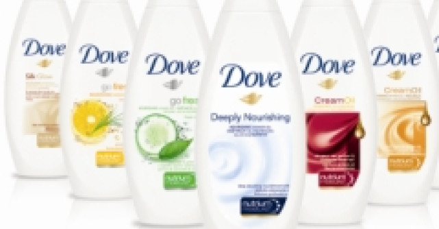 Cu noile geluri de dus hidratante Dove cu Nutrium Moisture, te simti bine in pielea ta!