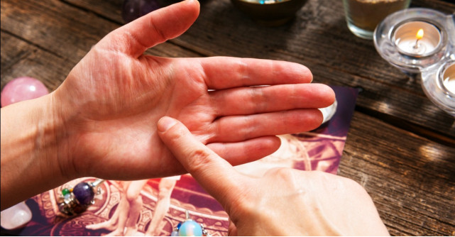 Ezoteric: Centrul relaxarii, in palma ta: arma antistres foarte usor accesibila