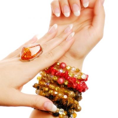 Tratamente pentru toate problemele unghiilor 