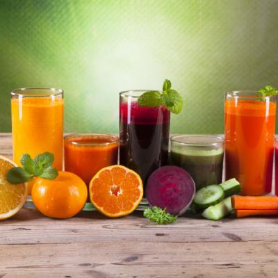 Topul celor mai sanatoase sucuri din fructe si legume