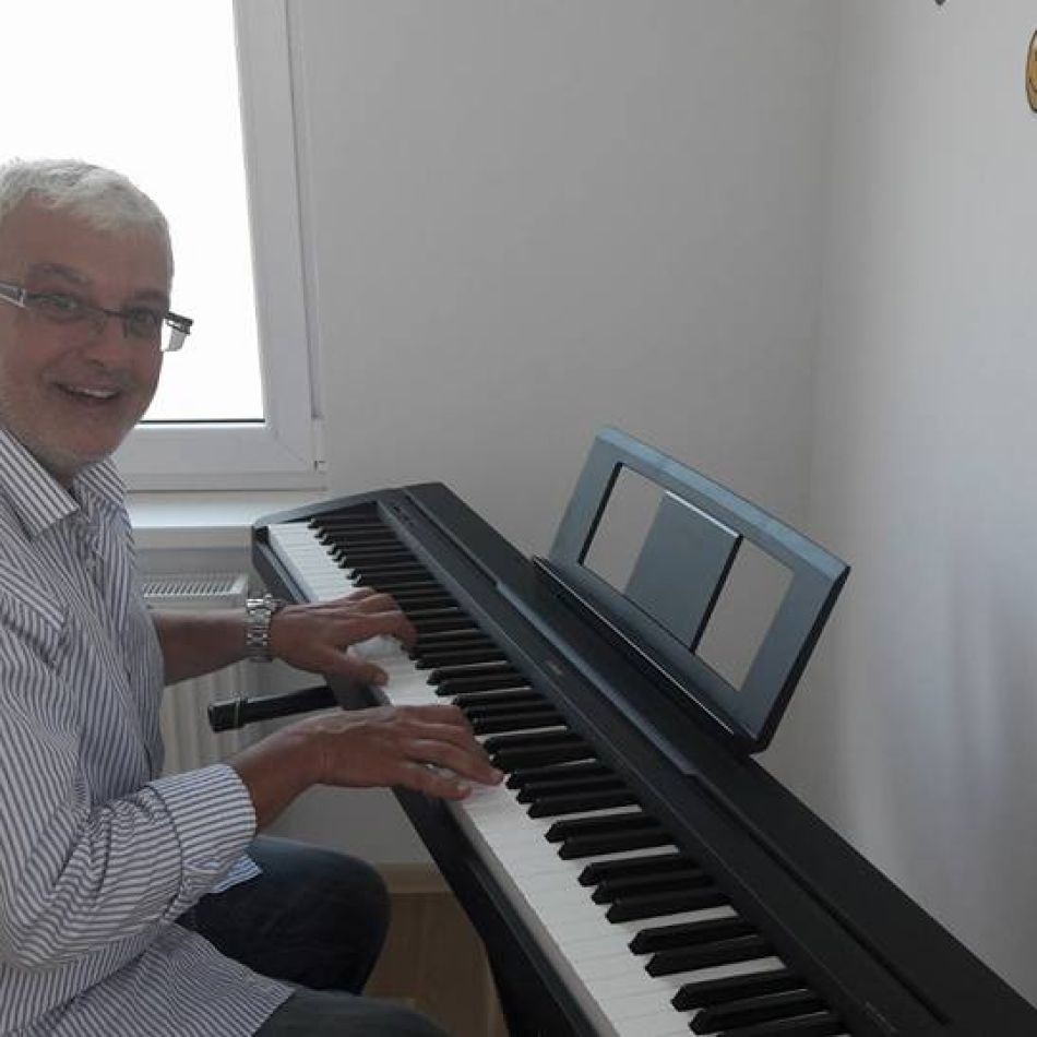 Cătălin Crișan, de nerecunoscut pe patul de spital! Prin ce chinuri a trecut artistul?