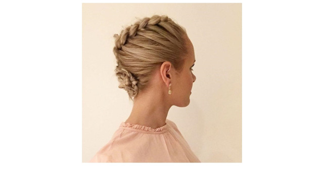 3 moduri de a purta parul prins la o petrecere