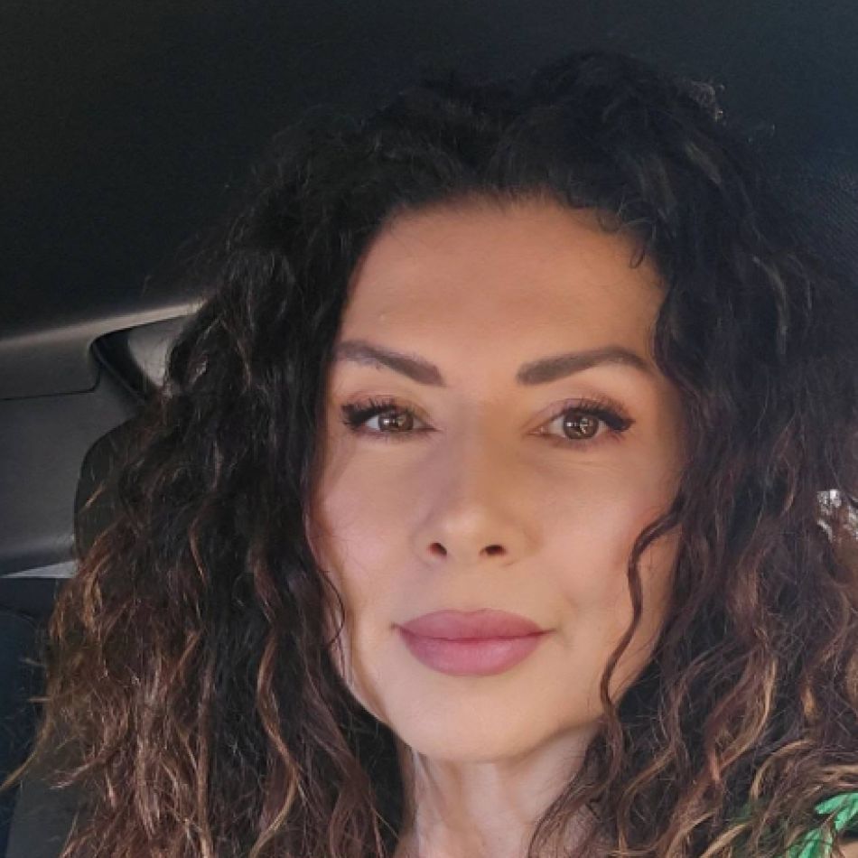 Carmen Brumă, performanță remarcabilă la 49 de ani! A absolvit masterul cu bursă de merit după 26 de examene: După 40 de ani...