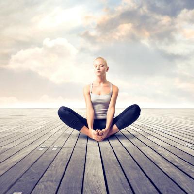3 moduri de a-ti vindeca relatiile prin yoga si meditatie