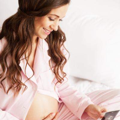 Experientele mamei din perioada sarcinii slefuiesc personalitatea bebelusului