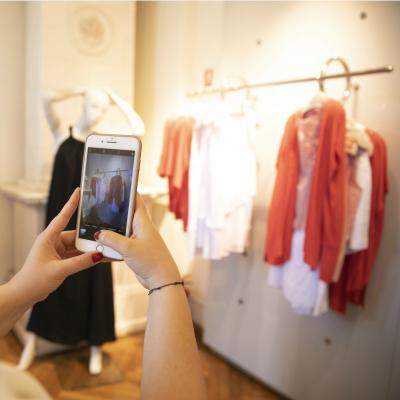 Noua colecție Stefanel, lansată în stil italian la București, de la balconul romantic din Piața Romană