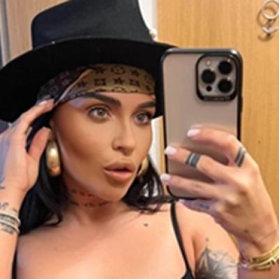 Oana Radu, moment inedit pe scenă: Sărut pasional cu un bărbat misterios în fața fanilor: Și eu sunt foarte îndrăgostită de tine