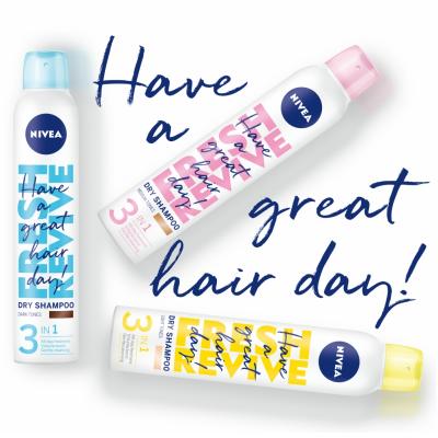 Bucură-te de un păr fresh în fiecare zi, cu noile șampoane uscate NIVEA Fresh Revive