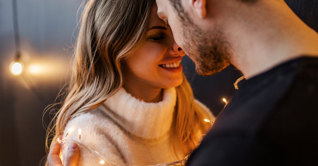 5 Semne ca te iubeste cu toata fiinta lui (chiar daca nu ti-a spus pana acum asta)