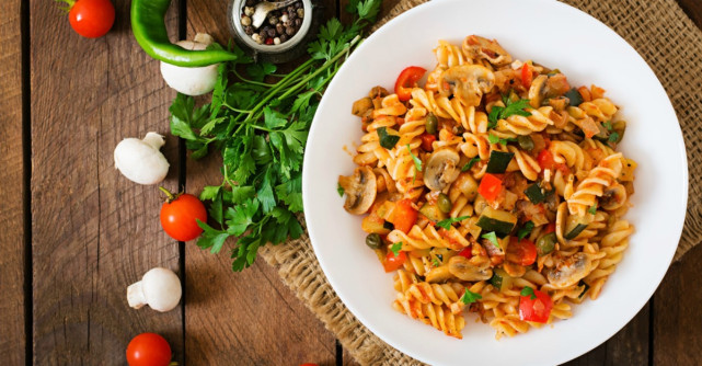 Aceste 5 alimente devin otrava daca le reincalzesti