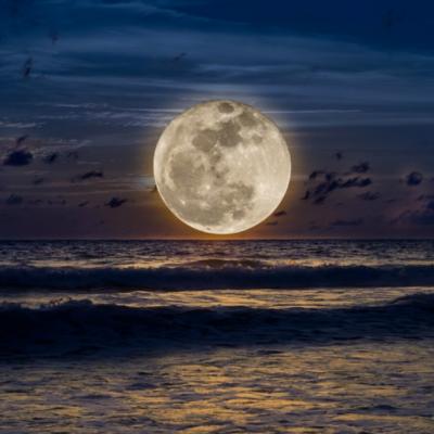 Cum te influenteaza Super Luna de pe 20 martie in functie de zodia in care te-ai nascut?