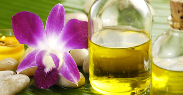 5 Uleiuri MIRACULOASE care iti protejeaza tenul pe timp de iarna