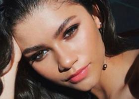 Zendaya și Tom Holland se pregătesc de nuntă! Inelul de logodnă care a făcut furori la Globurile de Aur 2025