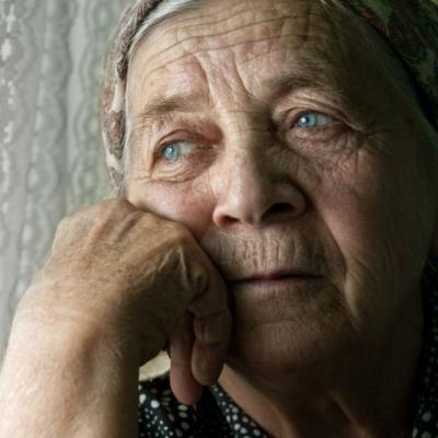 Dupa moartea tatalui sau, fiul si-a lasat mama si a plecat de acasa