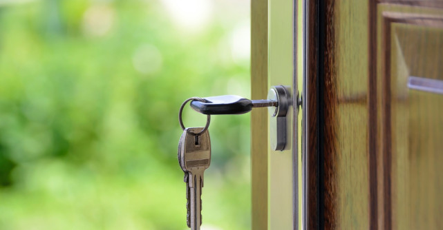 Cadouri rafinate pentru casă nouă: 6 idei ce vor fi apreciate de proaspeții proprietari