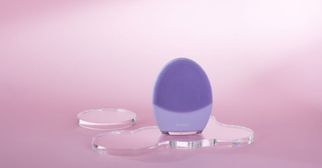 Masajul facial - cea mai bună metodă să încetinești timpul