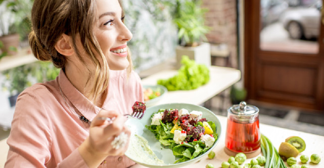 Cum sa transformi un program de detox intr-un stil de viata: 5 schimbari blande pe care sa le faci