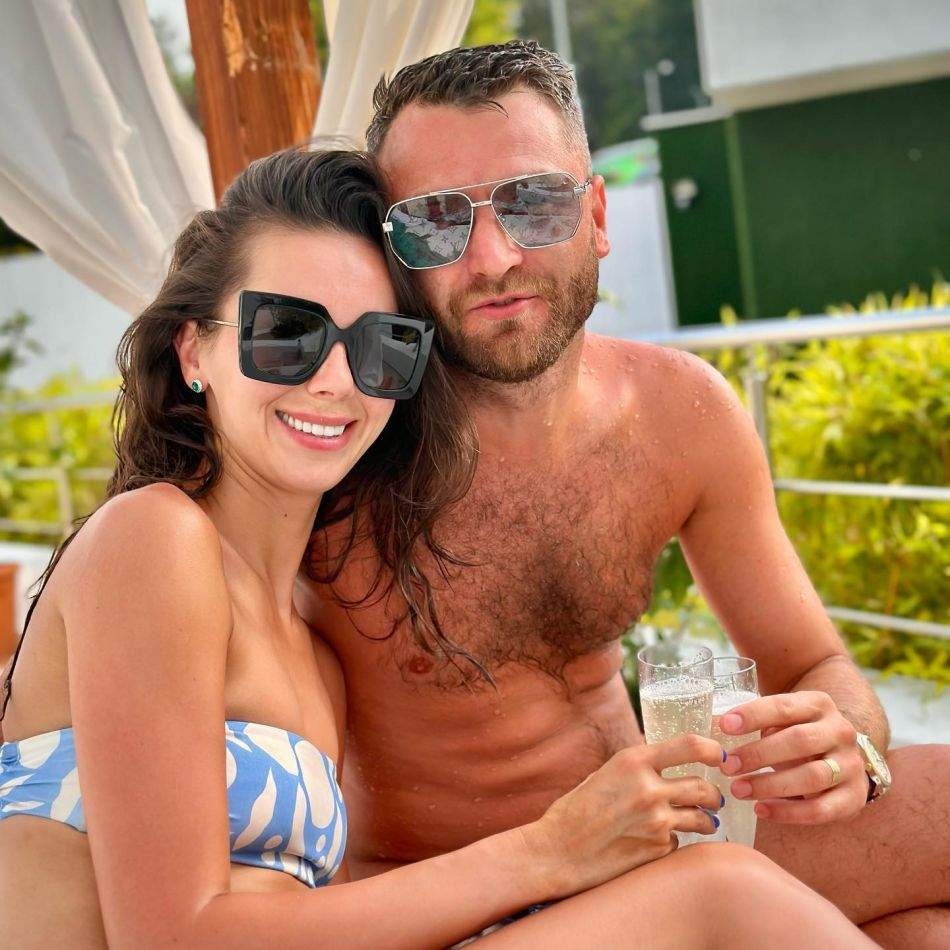 Georgiana Lobonț, de 3 x mămică! Artista este însărcinată și le-a dat vestea urmăritorilor săi