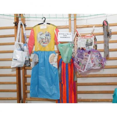  Romprest organizeaza o expozitie cu obiecte din materiale reciclate realizate de copii in cadrul Green Village 