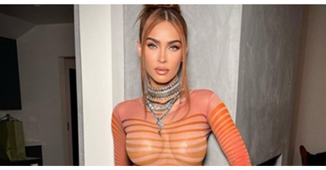 Megan Fox, într-o ținută aproape goală pe stradă: Calmați-vă!