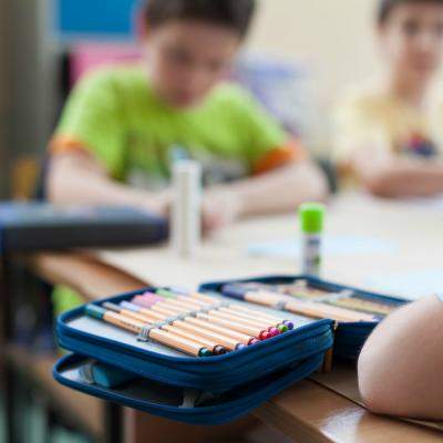 Penare echipate cu licențe animate: pentru începuturi de școală perfecte