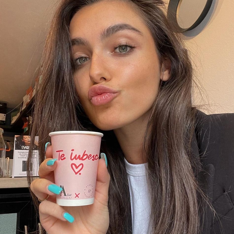 Mesajul lui Robbie Williams pentru Alexia Eram: este timpul să o ierți pe mama ta...