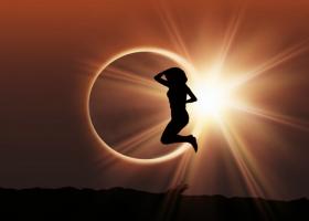 Astrologie: Eclipsa din 26 decembrie, darul de Craciun al astrelor