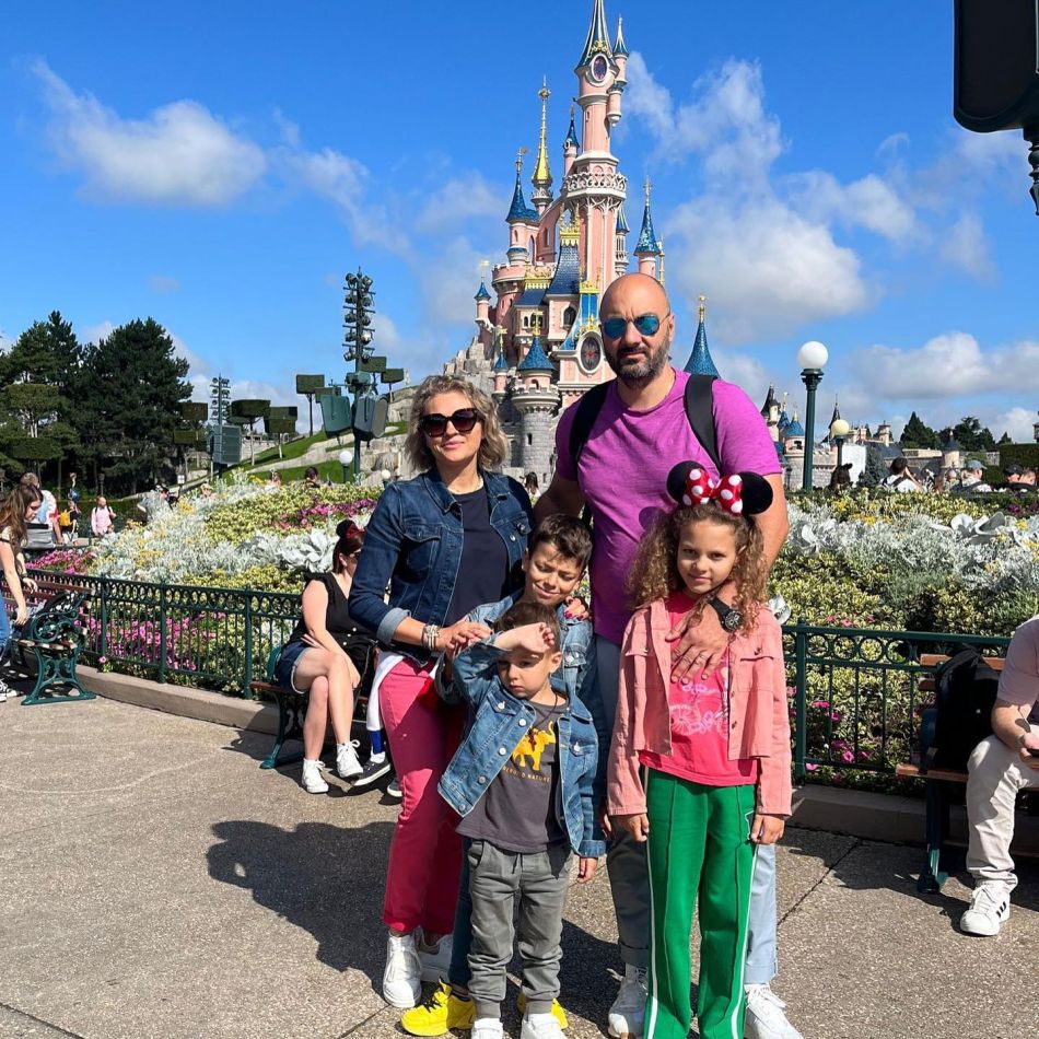 Ce a pățit Mirela Vaida în vacanță la Disneyland Paris? Vedeta a tras concluzii despre cel mai căutat loc din Europa