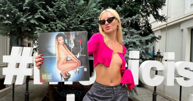 Alexandra Stan a lansat vinyl-ul 'Rainbows', alături de Universal Music România