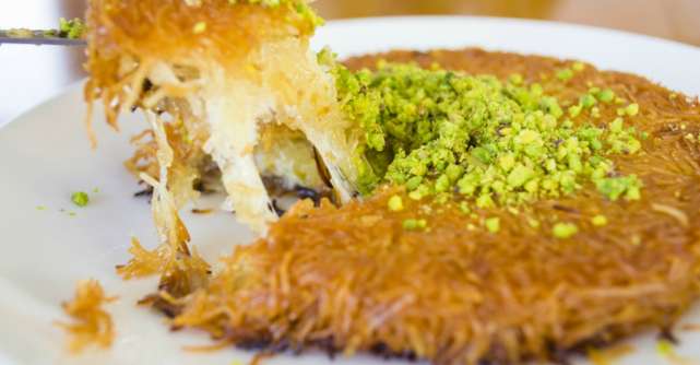 Cea mai delicioasă prăjitură turcească: Kunefe