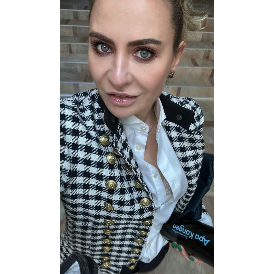 Adina Buzatu, despre cum să păstrăm o pereche de blugi pentru mai mult timp: îi congelezi, îi lași 24 de ore...