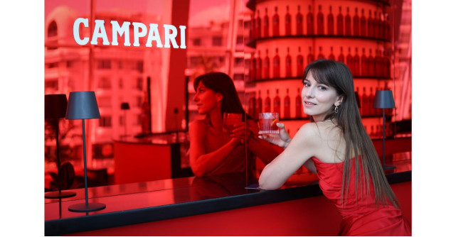 Campari și Dana Rogoz au celebrat creații de neuitat la cea de-a 76-a ediție a Festivalului de la Cannes