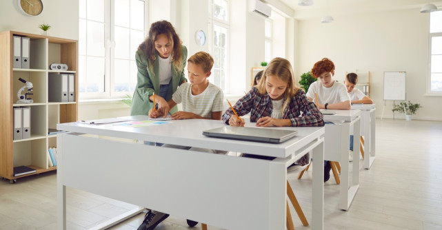 Cum să îți pregătești copilul pentru prima zi de școală