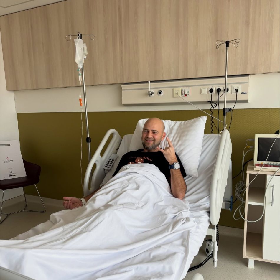 Cosmin Seleși, internat de urgență la spital. Prezentatorul de la Batem palma? a oprit  imediat filmările