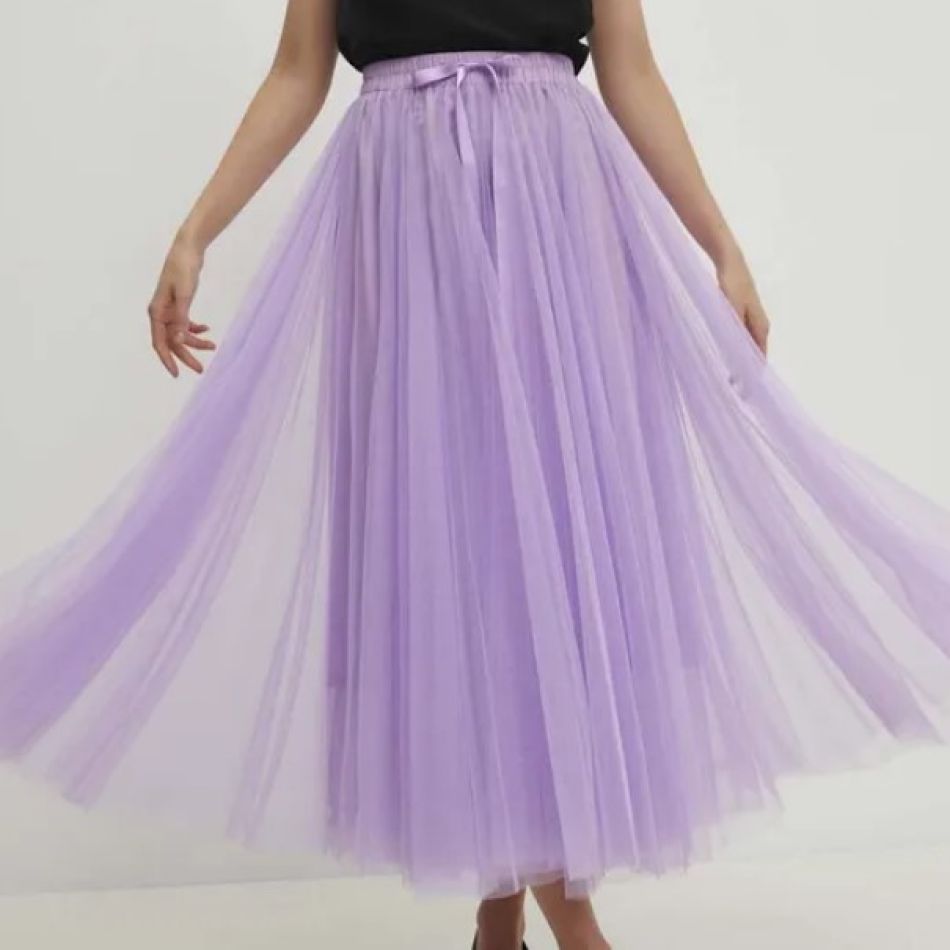 20 de fuste de vară. Descoperă modelele care nu trebuie să-ți lipsească din dulap!   