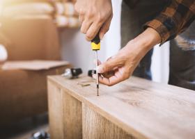 Plăcile MDF: de ce sunt alegerea ideală pentru mobila modernă?