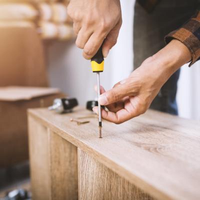 Plăcile MDF: de ce sunt alegerea ideală pentru mobila modernă? 