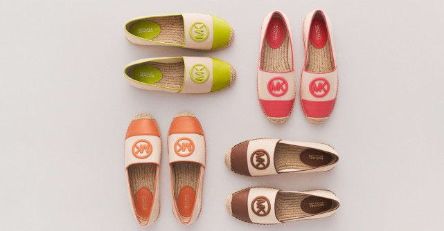  Trend report: sandale și flats pe care să le iei în vacanță.