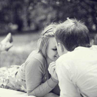  Ma intreb daca stie ca inca imi lipseste?