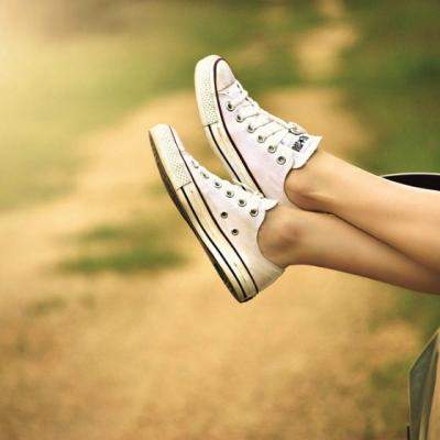 Pantofii sport! Cum transformam o tinuta cu ajutorul lor!