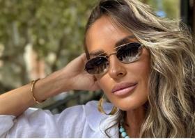 Diana Munteanu, imagini de infarct în Santorini! Cum arată vedeta în costum de baie, la 46 de ani