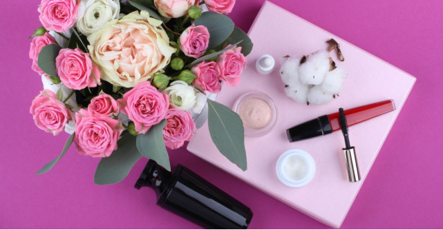 De Black Friday, 77% dintre români cumpără produse cosmetice cadou în avans pentru sărbători