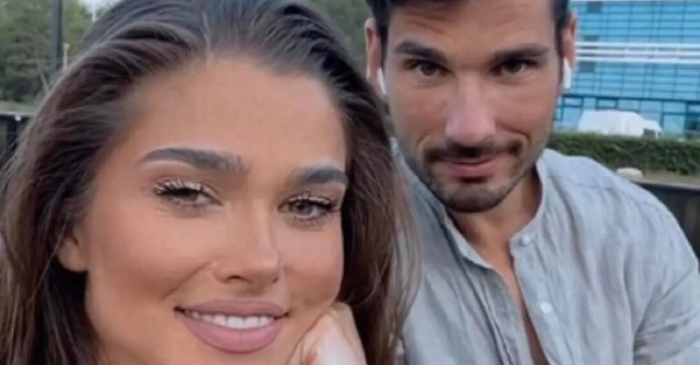 Theo Rose, nerăbdătoare să devină mamă! Artista crede că nu va mai suferi de anxietate, atunci când va naște