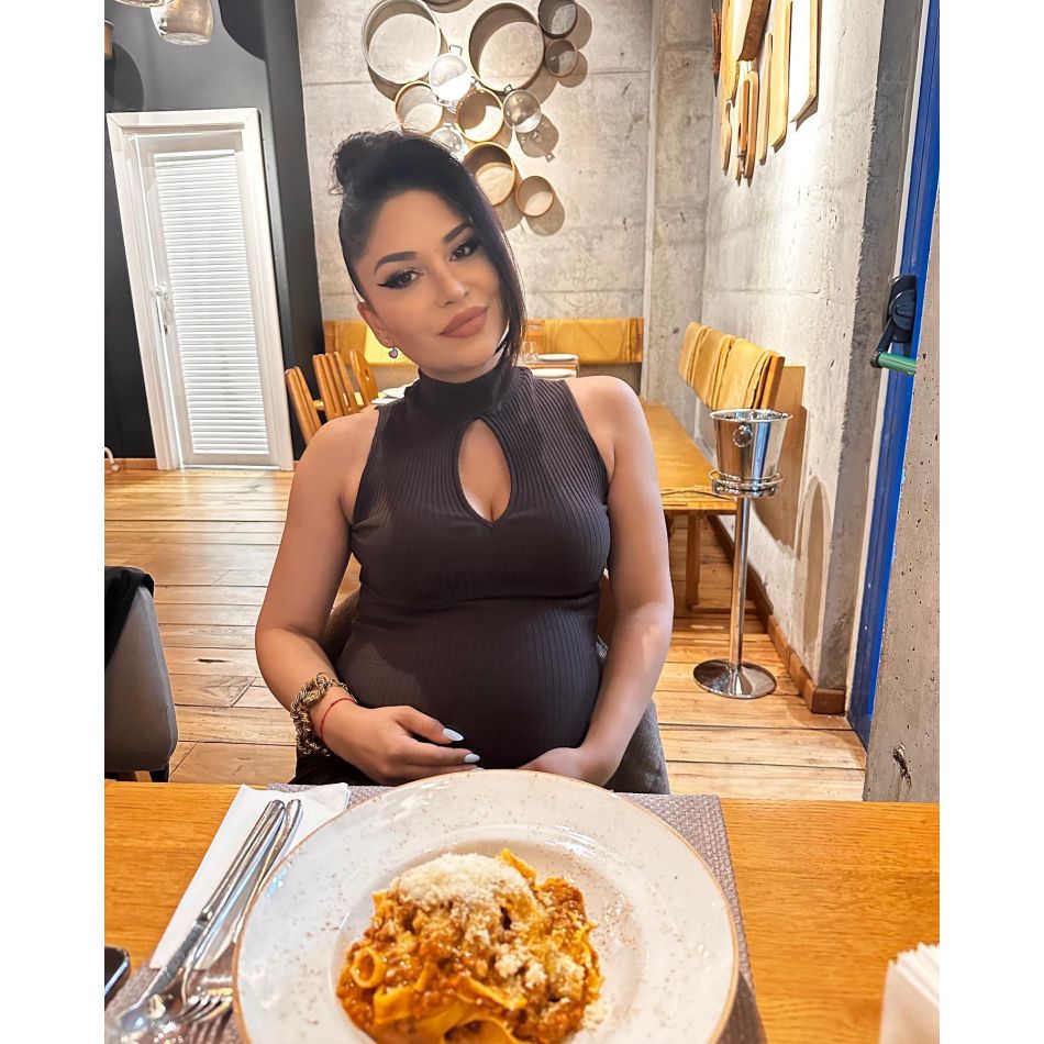 Nasrin Ameri a născut! Fina lui Cristi Borcea a publicat prima imagine cu bebelușul