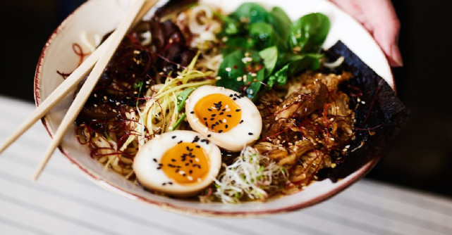 Cum sa prepari Ramen, supa japoneza cu taitei, delicioasa in sezonul rece