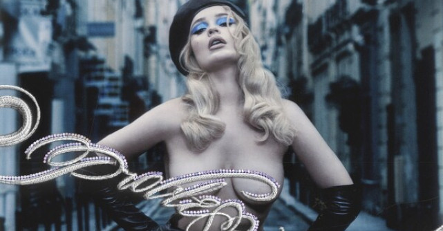 Kim Petras a lansat albumul 'Problematique'