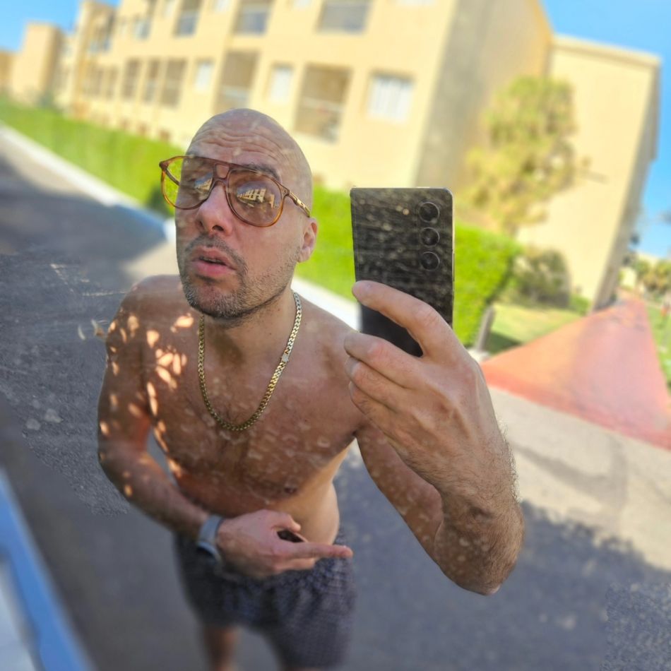 Deliric, amendat de jandarmi după concertul de la UNTOLD pentru limbaj licențios. Lista vedetelor sancționate 