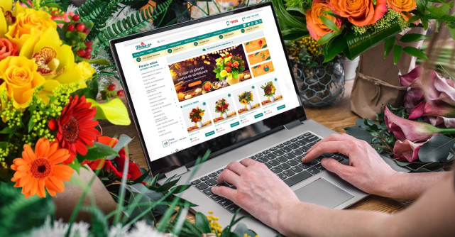 Floria.ro: Halloween online și decorațiuni pentru biroul de acasă