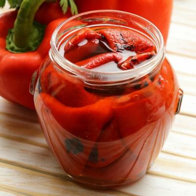 Cum sa faci rapid si usor cei mai buni ardei copti la borcan